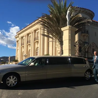 Los Angeles 6-Hour Custom Private Tour in a Dual Bar Limo